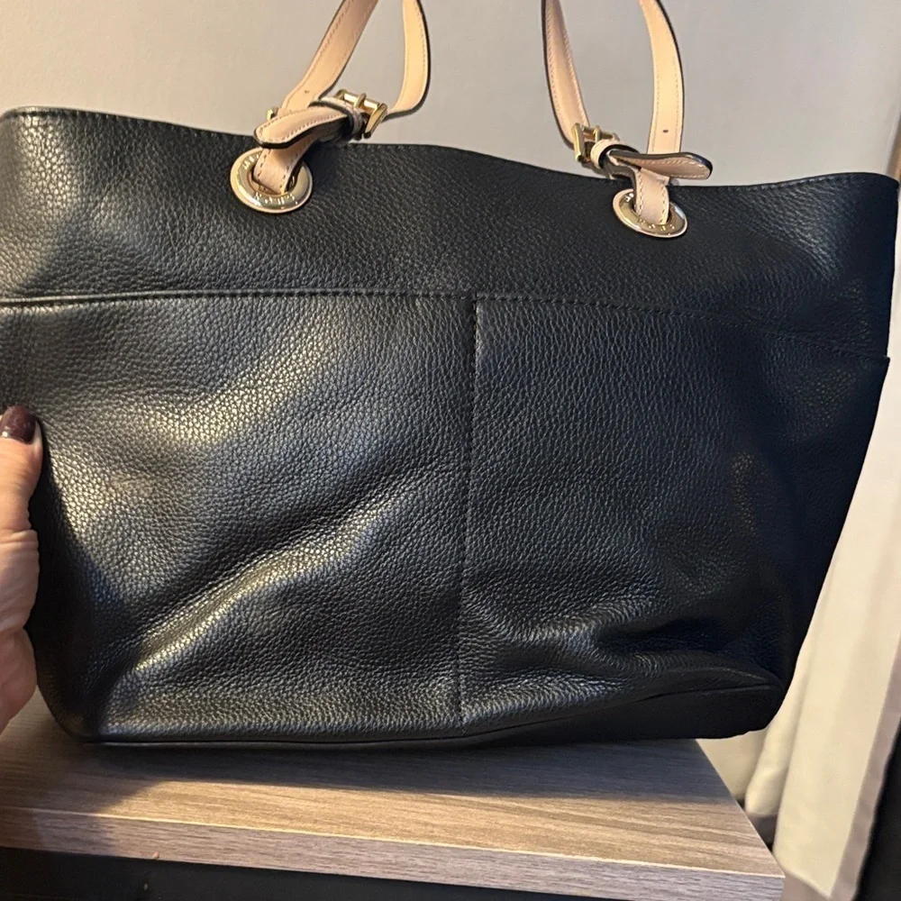 Michael Kors Black and Cream Tote - Picture 2 of 9